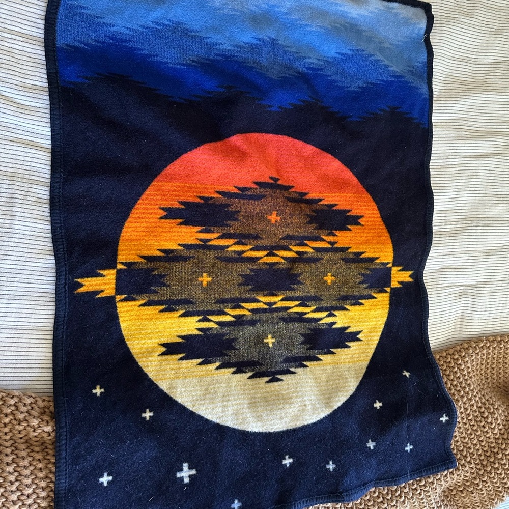 Pendleton Blue and Black Blanket